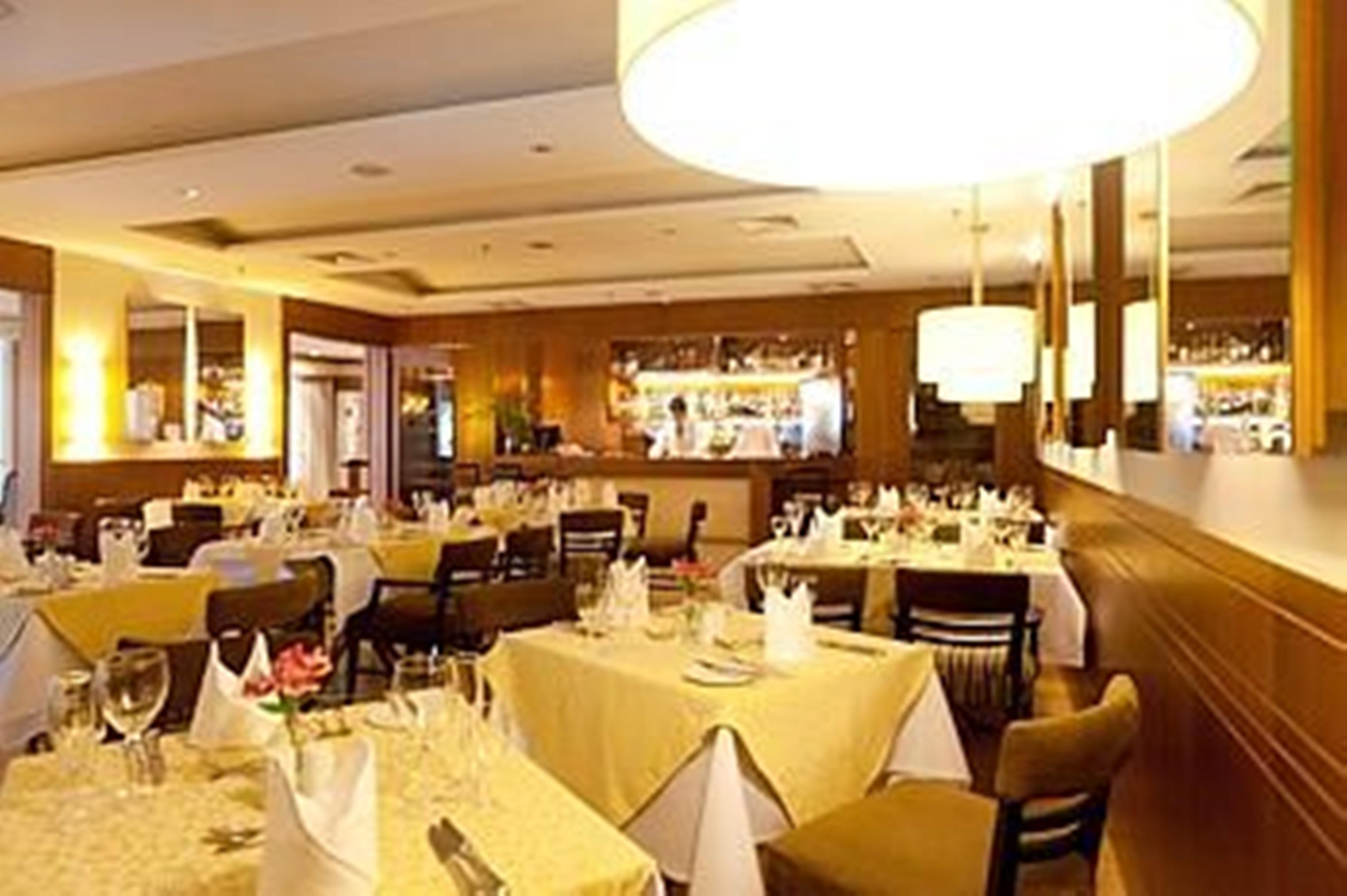 Gran Estanplaza Berrini Otel Sao Paulo Dış mekan fotoğraf Restaurant in the hotel